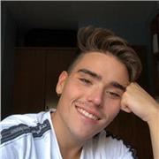 Soy estudiante de segundo año en el grado de economia. Soy una persona que le gusta mucho aprender y mucho mas enseñar